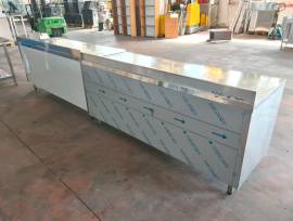 2 TAVOLI ARMADIATI INOX 200x70cm USATI  
