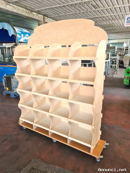 ESPOSITORE IN LEGNO PER PANE USATO