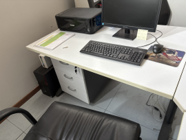 Arredi e macchine da ufficio (ID 15, 19)