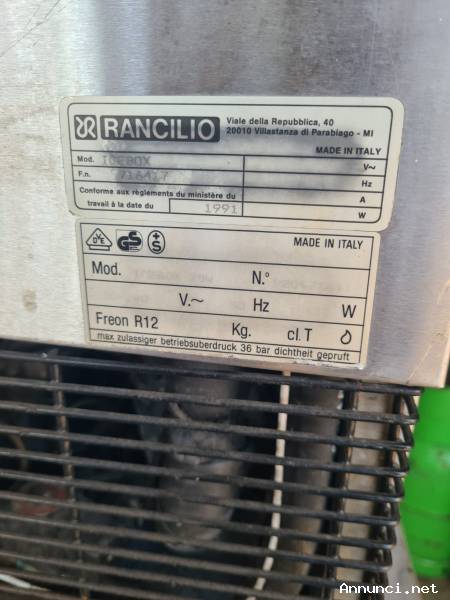 FABBRICATORE DI GHIACCIO ICEBOX 25 USATO