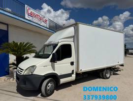 IVECO DAILY 35C18 CON PEDANA RETRATTILE