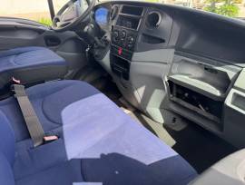 IVECO DAILY 35C18 CON PEDANA RETRATTILE