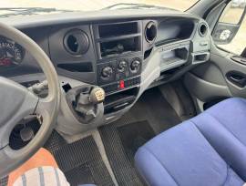 IVECO DAILY 35C18 CON PEDANA RETRATTILE