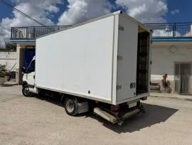 IVECO DAILY 35C18 CON PEDANA RETRATTILE