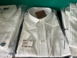Stock capi di abbigliamento e arredo negozio