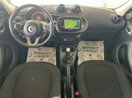 Smart Forfour 1.0 71 CV Total Black 30.000KM!