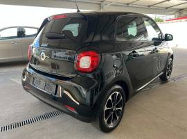 Smart Forfour 1.0 71 CV Total Black 30.000KM!