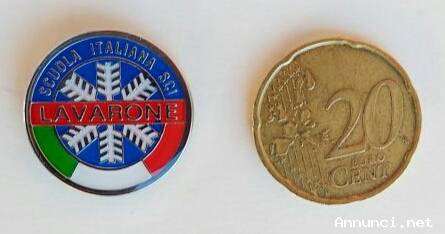 Splendida spilla in metallo smaltato SCUOLA ITALIANA SCI LAVARONE