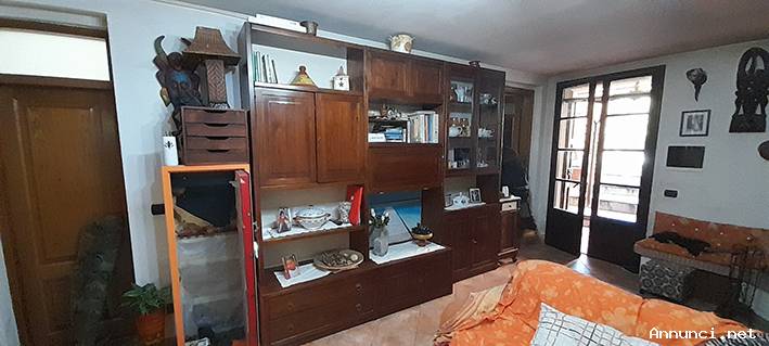 Mobilia varia -F232-36