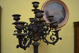 Antica coppia di candelabri in bronzo