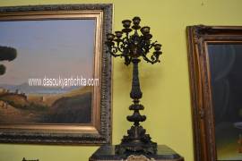 Antica coppia di candelabri in bronzo