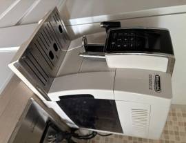 Macchina da caffè automatica De’Longhi Dinamica – Bianco perla, perfetta!