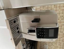Macchina da caffè automatica De’Longhi Dinamica – Bianco perla, perfetta!