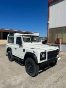 Autocarro Land Rover Defender