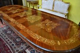 Tavolo stile inglese vittoriano ovalino intarsiato allungabile fino a 350 cm