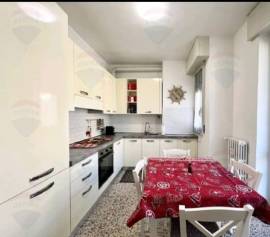 Camere in affitto in via Varchi, 4 MI