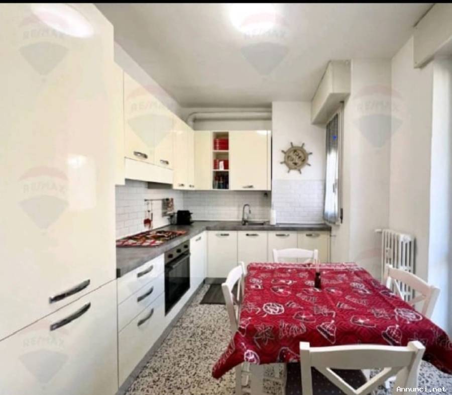 Camere in affitto in via Varchi, 4 MI