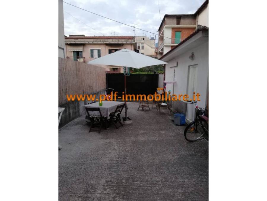 Monolocale a Sapri (Salerno) libero a Settembre € 200 a settimana
