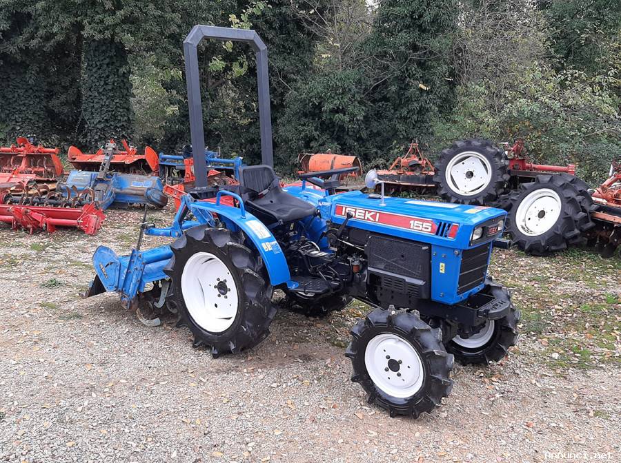 TRATTORE AGRICOLO USATO
