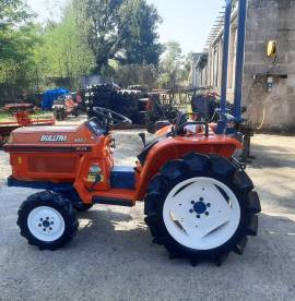 TRATTORE AGRICOLO USATO