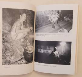 Nel cuore del Borneo di Redmond O'Hanlon Ed.Feltrinelli Traveller, 1993