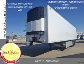RIF.1356 SEMIRIMORCHIO CARMOSINO – 2010 – ISOTERMICO CON GRUPPO FRIGO E SPONDA CARICATRICE RETRATTIL