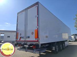 RIF.1356 SEMIRIMORCHIO CARMOSINO – 2010 – ISOTERMICO CON GRUPPO FRIGO E SPONDA CARICATRICE RETRATTIL