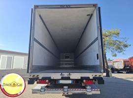 RIF.1356 SEMIRIMORCHIO CARMOSINO – 2010 – ISOTERMICO CON GRUPPO FRIGO E SPONDA CARICATRICE RETRATTIL