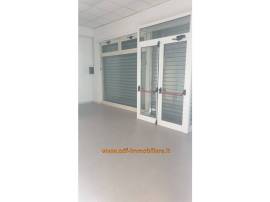Locale commerciale di 200 mq a Monterotondo Scalo 