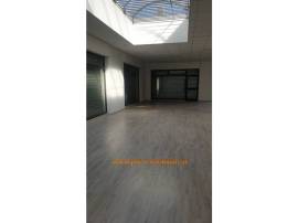 Locale commerciale di 200 mq a Monterotondo Scalo 