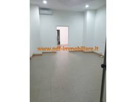 Locale commerciale di 55 mq a Monterotondo Scalo