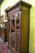 Libreria a tre ante stile Neorinascimento