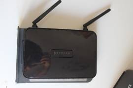 Lotto tre router repeater WIFI NETGEAR DLINK ZYXEL recupero parti non completi