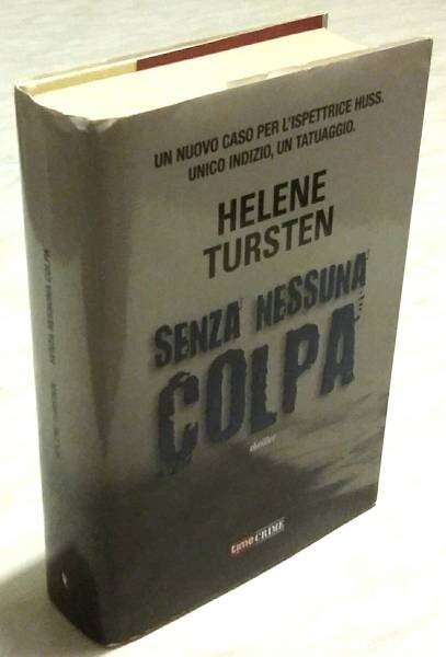 Senza nessuna colpa di Helene Tursten Ed.Time Crime, 2013 come nuovo