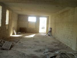 VILLETTA DI 180 MQ + GIARDINO DI 100 MQ + VERANDA DI 15 MQ