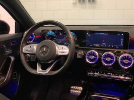 Mercedes-Benz A 200 Limousine Memory Panorama AMG Keyless 