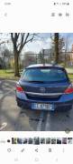 1 opel Astra berlina 5 porte  del 2010 