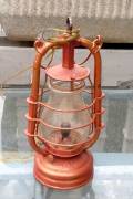 Antica lanterna ad olio