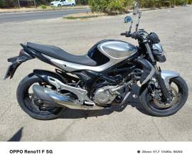 SUZUKI GLADIUS 650 SFV