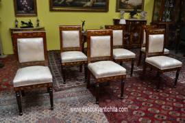 Gruppo di sei sedie-poltrone intarsiate stile olandese