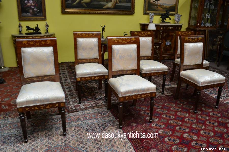 Gruppo di sei sedie-poltrone intarsiate stile olandese