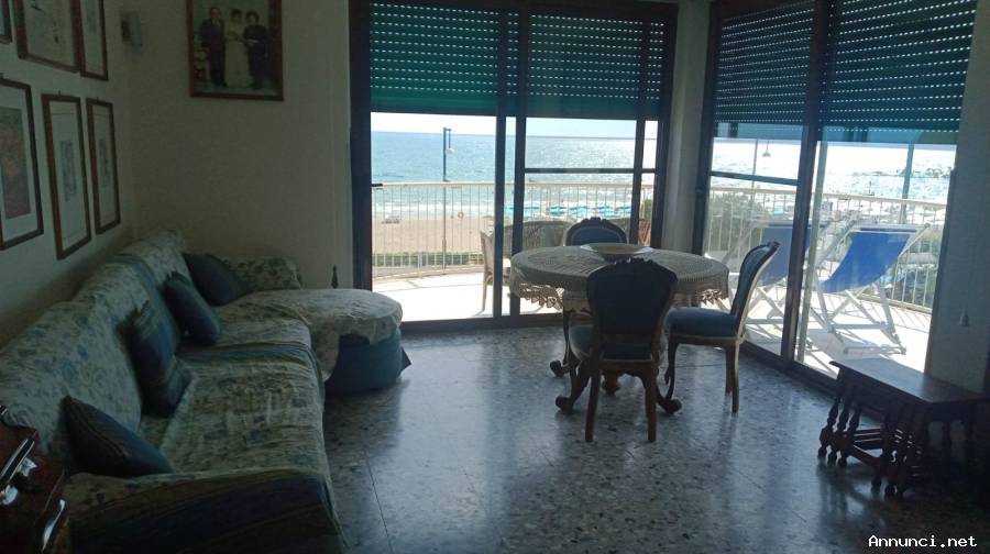 Appartamento con vista mozzafiato a SCAURI