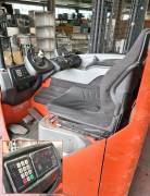 CARRELLO ELEVATORE RETRATTILE USATO  