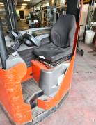 CARRELLO ELEVATORE RETRATTILE USATO  