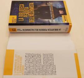 La biblioteca perduta dell'alchimista di Marcello Simoni Ed.Newton Compton Editori, marzo 2014 La biblioteca perduta dell'alchimista di Marcello Simoni Ed.Newton Compton Editori, marzo 2014