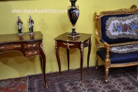 Coppia di tavolini gueridon da centro stile Napoleone III Coppia di tavolini gueridon da centro stile Napoleone III