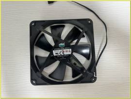 Ventola Cooler Master 140mm DF1402512SELIN Ventola Cooler Master 140mm DF1402512SELIN