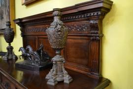 Credenza doppio corpo stile Neorinascimento prima metà del XX secolo Credenza doppio corpo stile Neorinascimento prima metà del XX secolo