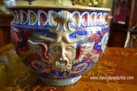 Vaso stile Rinascimentale S.C.U di Gualdo Tadino Vaso stile Rinascimentale S.C.U di Gualdo Tadino