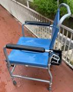 SEDIA COMODA REGOLABILE SEDIA COMODA REGOLABILE